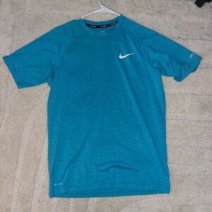 Men’s Nike T-shirt